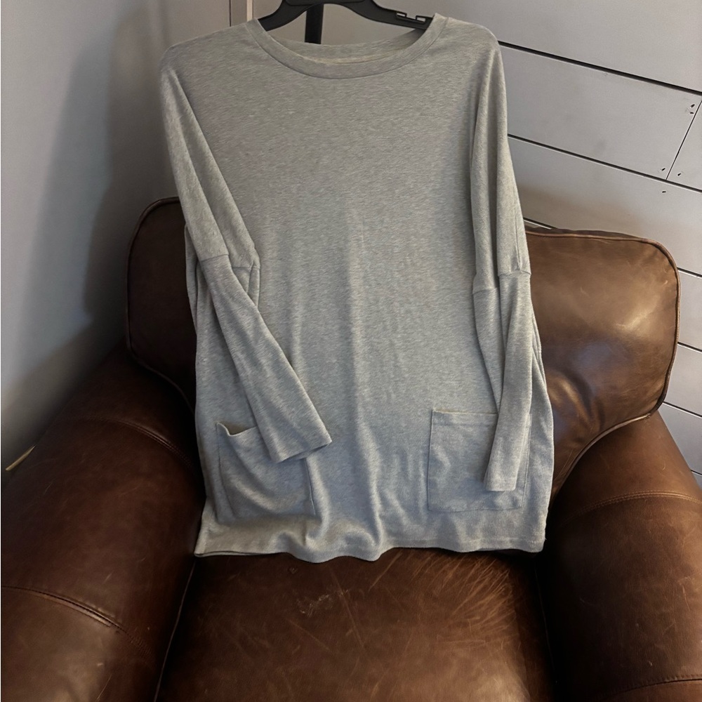 Amazon Gray Women's Long Sleeve Sweater